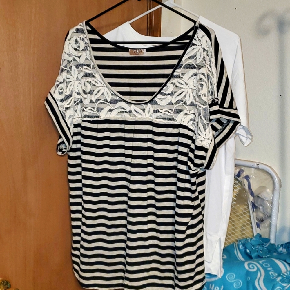 Bundle of Black & White XL Shirts